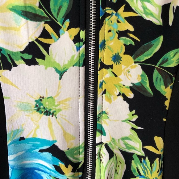 Beautiful Body con Floral Color Block Mini Dress - Picture 3 of 3